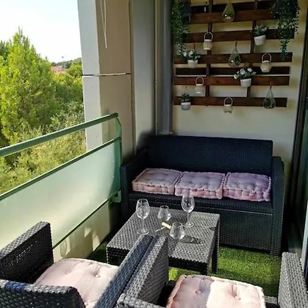 Le Mazette Yourhosthelper * ナルボンヌ